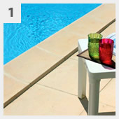 Comment embellir une piscine enterrée en kit avec escalier romain sous liner 10x4 – h135 margelle périphérique sable/blanc/gris