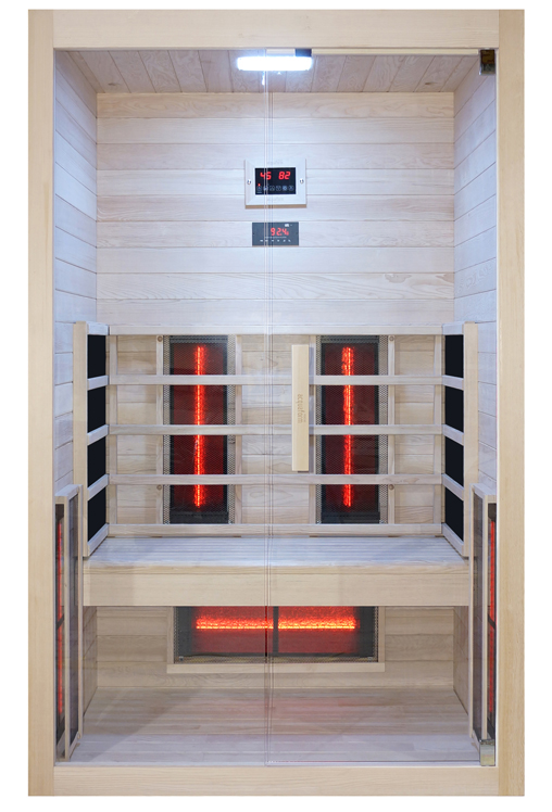 La combinaison du sauna finlandais et des radiateurs infrarouges dans un sauna multifonctionnel